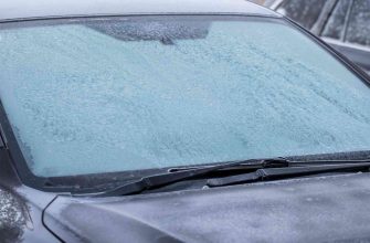 el truco de los profesionales para quitar el hielo del parabrisas sin danarlo